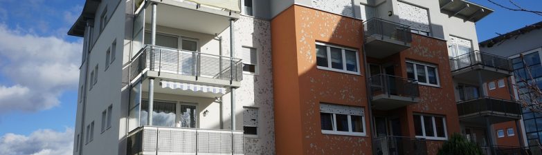Jak wybrać komponenty do montażu rolet zewnętrznych
